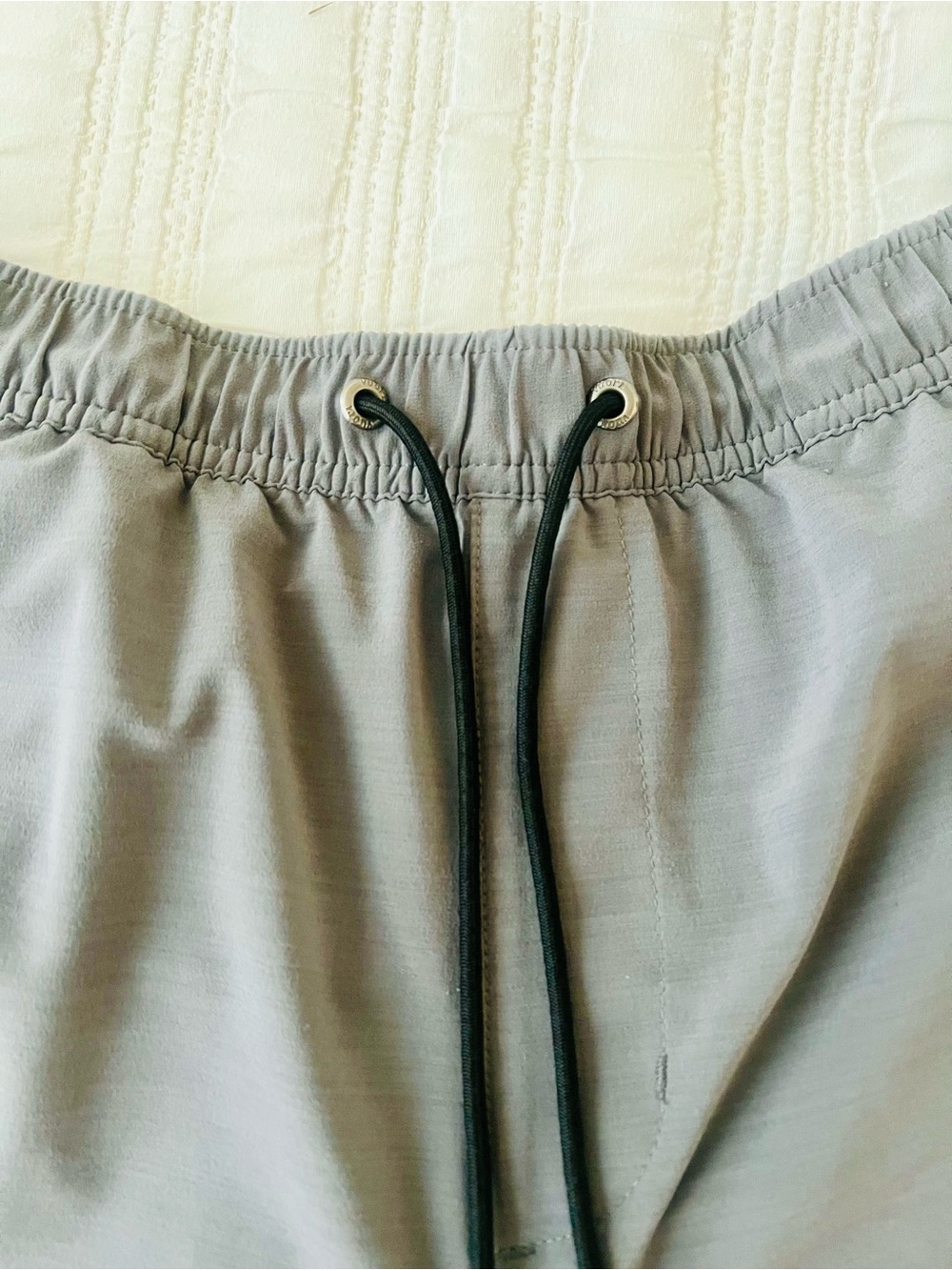 Men's Vuori Elevate Kore Short Lined 7"- Zinc - Picture 5 of 6